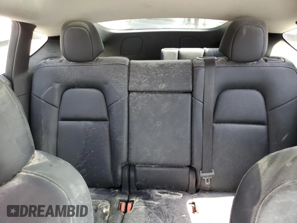 2022 Tesla Model Y Long Range z VIN 7SAYGAEE8NF378457, wystawiony jako Copart lot #56696905 z przebiegiem Nie podano mil oraz Czysty tytuł • Clean title. Historia ofert i sprzedaży dostępna na DreamBid. Obrazek 10.