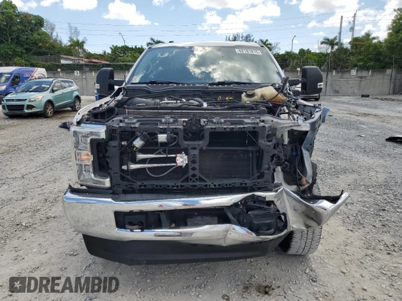 2019 Ford F-250 XL with VIN 1FT7W2BT6KED74084, listed as a Copart auction lot 62181815 with 113,591 mi miles and Non repairable. Bid and sale history available at DreamBid. Image 5.