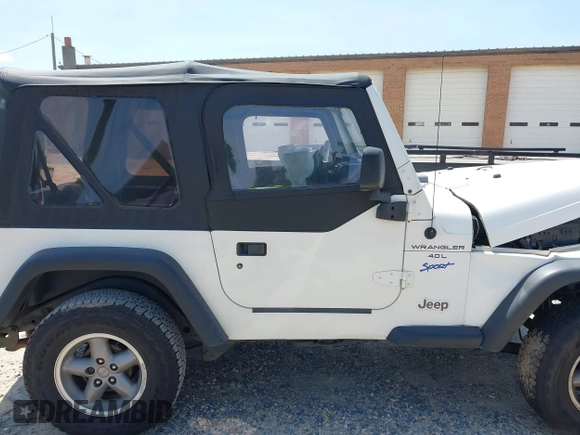 1998 Jeep Wrangler Sport с VIN 1J4FY19S2WP721248, выставлен на аукционе IAAI как лот 42553613 с пробегом 186 494 миль миль и . История ставок и продаж доступна на DreamBid. Изображение 13.