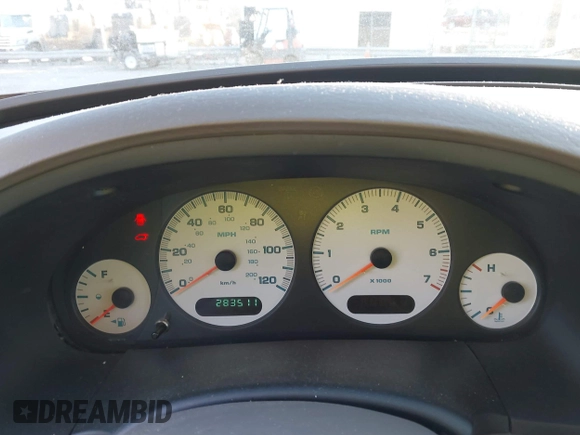 2003 Dodge Grand Caravan with VIN 2D4GP34L83R125647, listed as a IAAI auction lot 41336505 with 283,511 mi miles and . Bid and sale history available at DreamBid. Image 7.