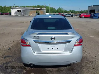 2015 Nissan Altima 2.5 z VIN 1N4AL3AP2FC591986, wystawiony jako IAAI lot #42172883 z przebiegiem 205 419 mil mil oraz . Historia ofert i sprzedaży dostępna na DreamBid. Obrazek 16.