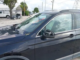2018 Volkswagen Tiguan SEL с VIN 3VV3B7AX0JM178597, выставлен на аукционе IAAI как лот 42736122 с пробегом 44 879 миль миль и . История ставок и продаж доступна на DreamBid. Изображение 16.