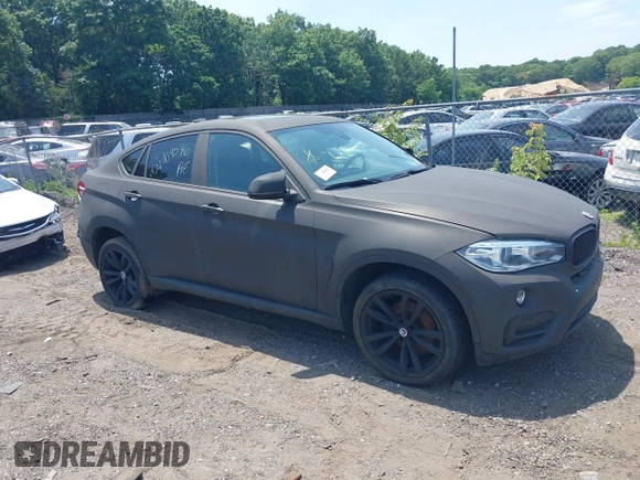 2016 BMW X6 xDrive35i z VIN 5UXKU2C5XG0N83220, wystawiony jako IAAI lot #39197569 z przebiegiem Nie podano mil oraz . Historia ofert i sprzedaży dostępna na DreamBid. Obrazek 1.