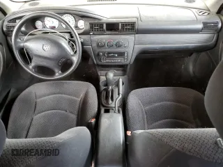 2006 Dodge Stratus SXT z VIN 1B3EL46X56N162261, wystawiony jako Copart lot #51186055 z przebiegiem 214 015 mil mil oraz Szkoda całkowita • Salvage title. Historia ofert i sprzedaży dostępna na DreamBid. Obrazek 8.