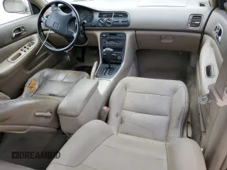 1996 Honda Accord EX с VIN 1HGCE6671TA003110, выставлен на аукционе Copart как лот 60751665 с пробегом 129 984 миль миль и Чистый • Clean title. История ставок и продаж доступна на DreamBid. Изображение 8.