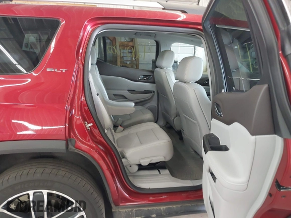 2023 GMC Acadia SLT with VIN 1GKKNULS2PZ220880, listed as a IAAI auction lot 42104702 with 33,536 mi miles and . Bid and sale history available at DreamBid. Image 8.