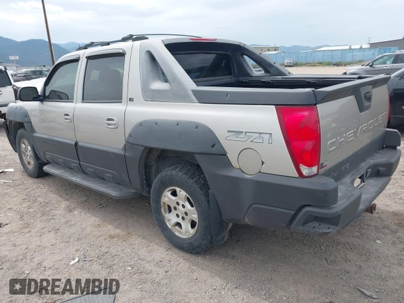 2005 Chevrolet Avalanche LS with VIN 3GNEK12TX5G247758, listed as a IAAI auction lot 42433210 with 183,046 mi miles and . Bid and sale history available at DreamBid. Image 3.