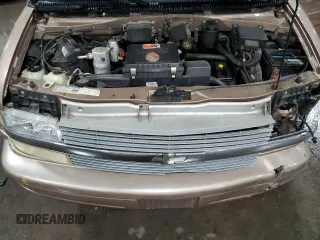 2002 Chevrolet Astro with VIN 1GNDM19XX2B149977, listed as a Copart auction lot 73148144 with 147,742 mi miles and Salvage Title. Bid and sale history available at carsss.com. Image 12.