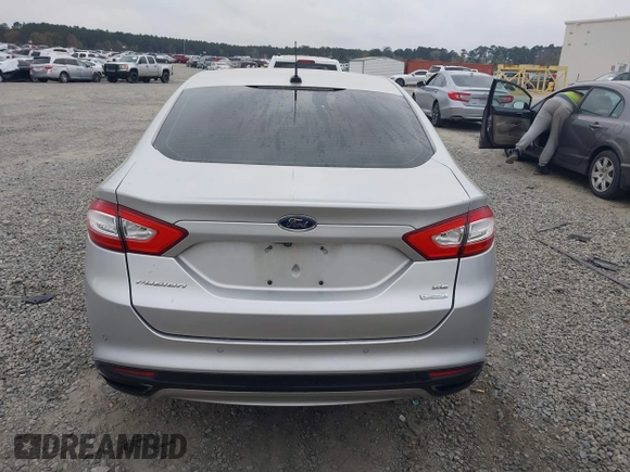 2016 Ford Fusion SE with VIN 3FA6P0H97GR258850, listed as a IAAI auction lot 41838546 with 124,244 mi miles and . Bid and sale history available at carsss.com. Image 16.