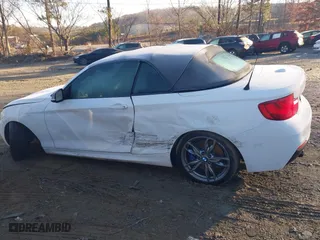 2015 BMW 2 Series M235i with VIN WBA1M1C5XFV393732, listed as a IAAI auction lot 41446007 with 187,781 mi miles. Bid and sale history available at carsss.com. Image 14.