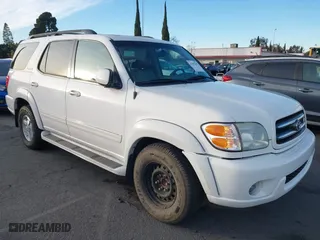 2002 Toyota Sequoia Limited with VIN 5TDZT38A72S112419, listed as a IAAI auction lot 41397980 with 115,947 mi miles. Bid and sale history available at carsss.com. Image 14.