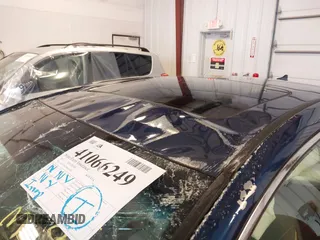 2017 Hyundai Sonata Sport z VIN 5NPE34AF2HH548393, wystawiony jako IAAI lot #41066745 z przebiegiem 105 818 mil mil oraz . Historia ofert i sprzedaży dostępna na DreamBid. Obrazek 13.