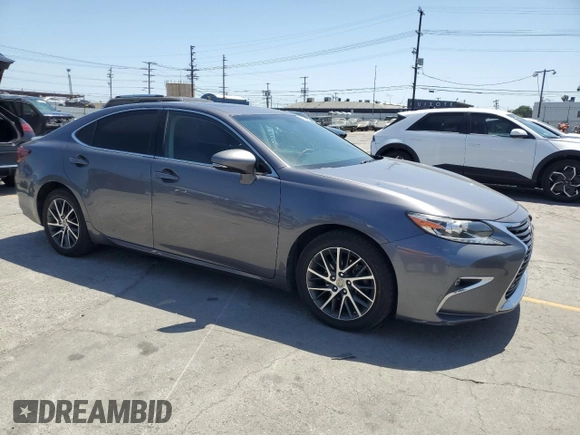 2016 Lexus ES 330 z VIN 58ABK1GGXGU006214, wystawiony jako Copart lot #57451925 z przebiegiem 99 852 mil mil oraz Szkoda całkowita • Salvage title. Historia ofert i sprzedaży dostępna na DreamBid. Obrazek 4.