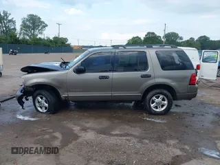 2004 Ford Explorer XLT с VIN 1FMZU73K64ZA93296, выставлен на аукционе IAAI как лот 39911378 с пробегом 189 789 миль миль и . История ставок и продаж доступна на DreamBid. Изображение 15.