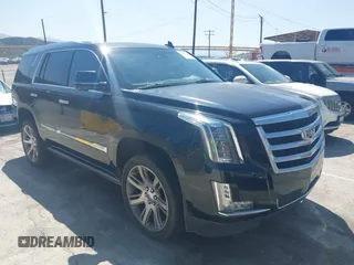 2016 Cadillac Escalade Premium Collection z VIN 1GYS4CKJ5GR358330, wystawiony jako IAAI lot #41884614 z przebiegiem 223 217 mil mil oraz . Historia ofert i sprzedaży dostępna na DreamBid. Obrazek 1.