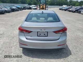 2017 Hyundai Elantra SE z VIN 5NPD74LF4HH151846, wystawiony jako Copart lot #56377315 z przebiegiem 176 200 mil mil oraz Szkoda całkowita • Salvage title. Historia ofert i sprzedaży dostępna na DreamBid. Obrazek 6.