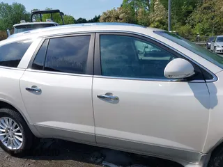 2012 Buick Enclave Leather with VIN 5GAKRCED0CJ327588, listed as a IAAI auction lot 42033144 with 112,004 mi miles and . Bid and sale history available at carsss.com. Image 13.