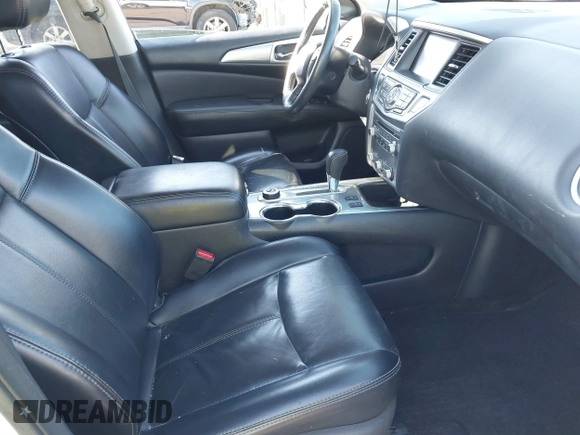 2018 Nissan Pathfinder SV z VIN 5N1DR2MM0JC606426, wystawiony jako IAAI lot #41377783 z przebiegiem 173 419 mil mil oraz . Historia ofert i sprzedaży dostępna na DreamBid. Obrazek 5.