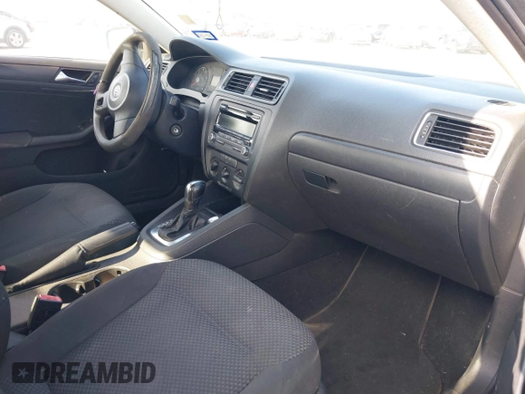 2012 Volkswagen Jetta S с VIN 3VW2K7AJ6CM349407, выставлен на аукционе IAAI как лот 42228611 с пробегом 178 252 миль миль и . История ставок и продаж доступна на DreamBid. Изображение 5.