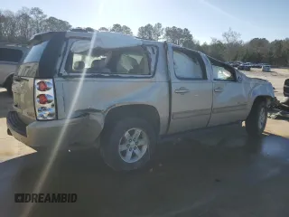 2013 GMC Yukon XL SLT with VIN 1GKS1KE09DR303472, listed as a Copart auction lot 42827325 with Not Provided miles and Salvage Title. Bid and sale history available at DreamBid. Image 3.