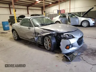 2015 Mazda MX-5 Miata Grand Touring z VIN JM1NC2PF4F0240535, wystawiony jako Copart lot #81727204 z przebiegiem 61 097 mil mil oraz Szkoda całkowita • Salvage title. Historia ofert i sprzedaży dostępna na DreamBid. Obrazek 4.
