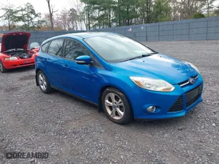 2012 Ford Focus SE with VIN 1FAHP3K23CL125307, listed as a IAAI auction lot 42056610 with 122,204 mi miles. Bid and sale history available at carsss.com. Image 1.