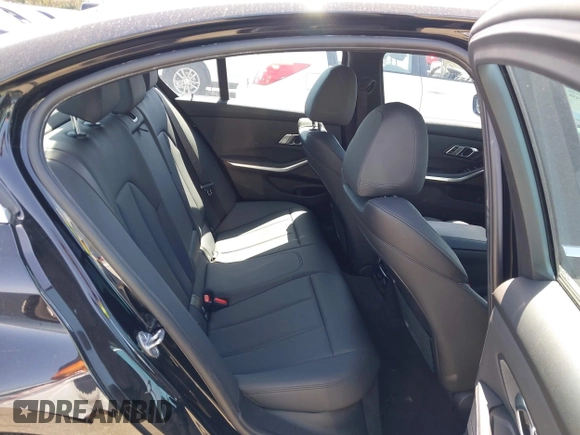 2019 BMW 3 Series 330i xDrive with VIN WBA5R7C5XKAJ78505, listed as a IAAI auction lot 41955059 with 53,216 mi miles. Bid and sale history available at carsss.com. Image 8.