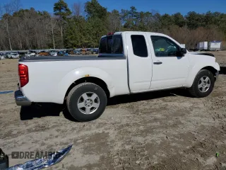 2007 Nissan Frontier SE z VIN 1N6AD06U97C410014, wystawiony jako Copart lot #46402375 z przebiegiem 172 136 mil mil oraz Szkoda całkowita • Salvage title. Historia ofert i sprzedaży dostępna na DreamBid. Obrazek 3.