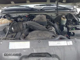 2000 Chevrolet Silverado 1500 LS with VIN 2GCEC19T5Y1195836, listed as a IAAI auction lot 42050991 with 1 mi miles. Bid and sale history available at carsss.com. Image 10.