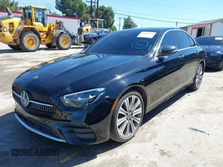 2022 Mercedes-Benz E-Class E 350 with VIN W1KZF8DB6NB026720, listed as a IAAI auction lot 41603311 with 1 mi miles. Bid and sale history available at carsss.com. Image 2.