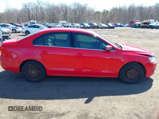 2013 Volkswagen Jetta Sedan SE with VIN 3VWDP7AJ3DM298802, listed as a IAAI auction lot 41822384 with 134,130 mi miles. Bid and sale history available at carsss.com. Image 13.