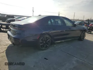 2023 BMW i7 xDrive60 z VIN WBY53EJ08PCN81456, wystawiony jako Copart lot #46480064 z przebiegiem 2218 mil mil oraz . Historia ofert i sprzedaży dostępna na DreamBid. Obrazek 3.