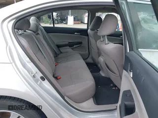 2012 Honda Accord LX Premium z VIN 1HGCP2F46CA011843, wystawiony jako IAAI lot #42145165 z przebiegiem 85 160 mil mil oraz . Historia ofert i sprzedaży dostępna na DreamBid. Obrazek 8.
