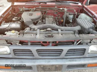 1993 Nissan Frontier z VIN 1N6SD11S0PC332903, wystawiony jako Copart lot #84039484 z przebiegiem 136 324 mil mil oraz Szkoda całkowita • Salvage title. Historia ofert i sprzedaży dostępna na DreamBid. Obrazek 11.