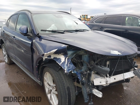 2018 Alfa Romeo Stelvio Sport z VIN ZASFAKPN8J7B82504, wystawiony jako IAAI lot #40811033 z przebiegiem 74 165 mil mil oraz . Historia ofert i sprzedaży dostępna na DreamBid. Obrazek 1.