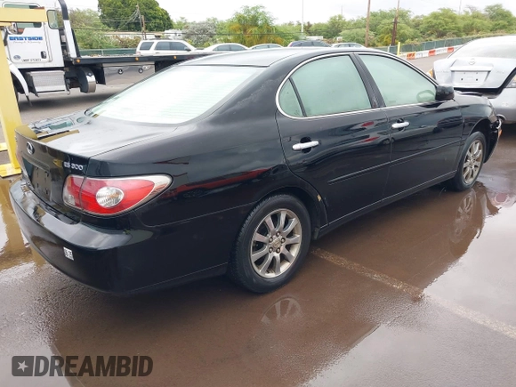 2002 Lexus ES 300 with VIN JTHBF30G820073933, listed as a IAAI auction lot 41794019 with 216,028 mi miles and . Bid and sale history available at DreamBid. Image 4.