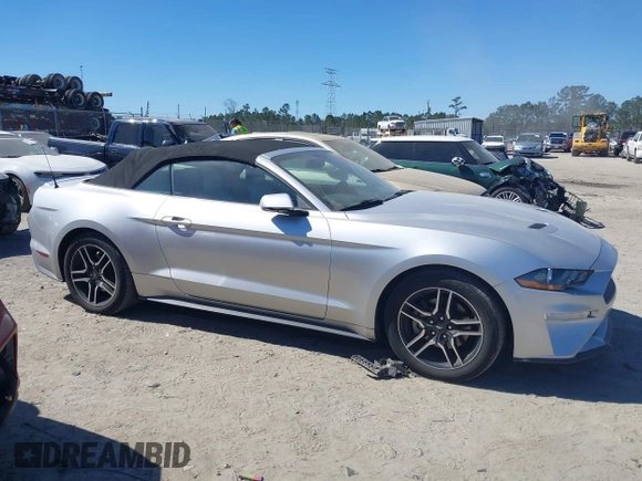 2019 Ford Mustang EcoBoost with VIN 1FATP8UH5K5181843, listed as a IAAI auction lot 41682894 with 61,673 mi miles and . Bid and sale history available at carsss.com. Image 13.