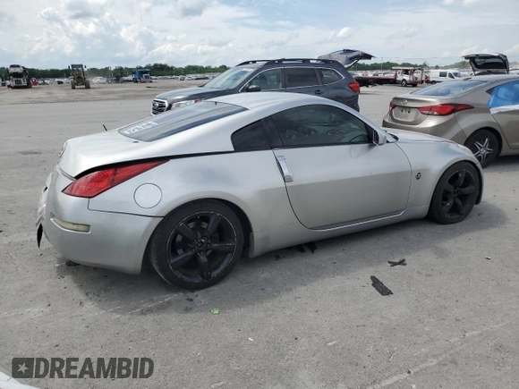 2003 Nissan 350Z Performance z VIN JN1AZ34D63T102739, wystawiony jako Copart lot #55443655 z przebiegiem 162 672 mil mil oraz Tytuł czysty. Historia ofert i sprzedaży dostępna na DreamBid. Obrazek 3.