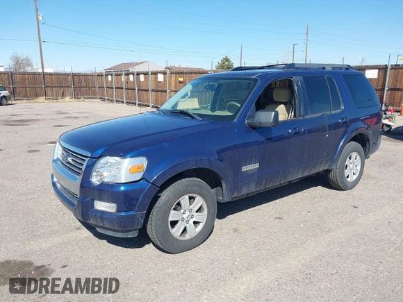 2008 Ford Explorer XLT with VIN 1FMEU73E88UA75121, listed as a IAAI auction lot 41714427 with 238,774 mi miles and . Bid and sale history available at carsss.com. Image 2.