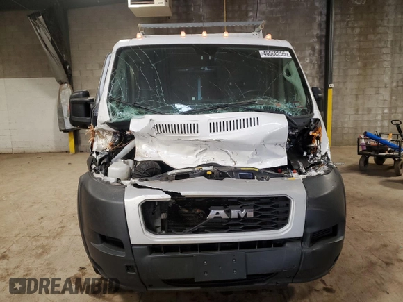 2019 Ram ProMaster Cargo with VIN 3C6TRVNG7KE533390, listed as a Copart auction lot 46660255 with 118,573 mi miles and Salvage Title. Bid and sale history available at DreamBid. Image 5.