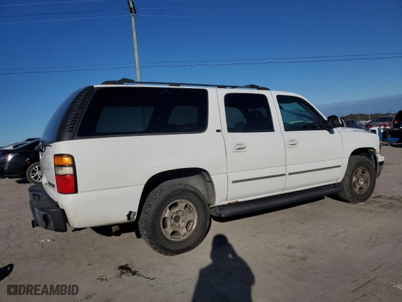 2004 Chevrolet Suburban LT with VIN 3GNFK16T84G181756, listed as a Copart auction lot 81849934 with 303,042 mi miles and Clean Title. Bid and sale history available at carsss.com. Image 3.
