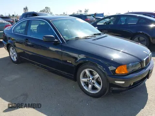 2000 BMW 3 Series z VIN WBABM5340YJN90809, wystawiony jako IAAI lot #42315919 z przebiegiem 148 571 mil mil oraz . Historia ofert i sprzedaży dostępna na DreamBid. Obrazek 1.