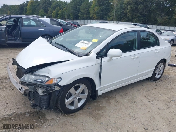 2010 Honda Civic Sdn LX-S with VIN 2HGFA1F63AH512813, listed as a IAAI auction lot 40313403 with 154,966 mi miles. Bid and sale history available at carsss.com. Image 18.