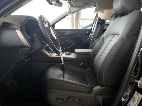 2024 Mazda CX-90 Preferred with VIN JM3KKBHDXR1186344, listed as a Copart auction lot 74245794 with 1,640 mi miles and Salvage title. Bid and sale history available at DreamBid. Image 7.