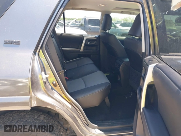 2020 Toyota 4Runner SR5 with VIN JTEZU5JR4L5226079, listed as a IAAI auction lot 42087965 with 48,219 mi miles and . Bid and sale history available at DreamBid. Image 8.
