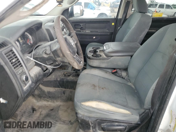 2018 Ram 2500 Tradesman z VIN 3C6UR5HJ0JG279228, wystawiony jako Copart lot #65447575 z przebiegiem 106 614 mil mil oraz Czysty tytuł • Clean title. Historia ofert i sprzedaży dostępna na DreamBid. Obrazek 7.