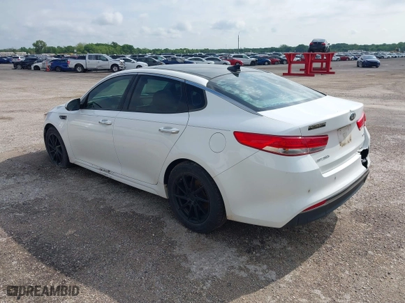 2016 Kia Optima EX with VIN 5XXGU4L38GG013197, listed as a IAAI auction lot 42125301 with 110,128 mi miles. Bid and sale history available at carsss.com. Image 3.