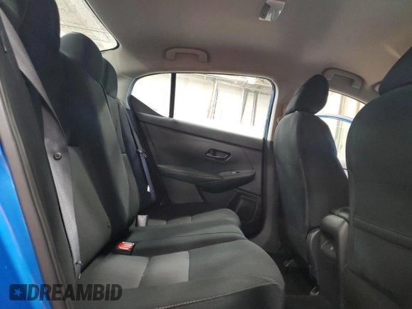 2024 Nissan Sentra SV z VIN 3N1AB8CV3RY208173, wystawiony jako Copart lot #59198295 z przebiegiem 28 268 mil mil oraz Czysty tytuł • Clean title. Historia ofert i sprzedaży dostępna na DreamBid. Obrazek 10.