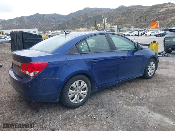 2013 Chevrolet Cruze LS with VIN 1G1PA5SG1D7238724, listed as a IAAI auction lot 41814212 with 133,243 mi miles. Bid and sale history available at carsss.com. Image 4.