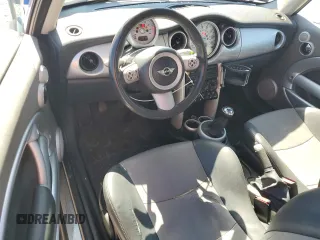 2006 MINI Hardtop with VIN WMWRC33536TK73980, listed as a Copart auction lot 45851425 with 206,982 mi miles and Clean title. Bid and sale history available at DreamBid. Image 8.